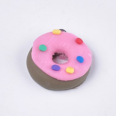 COLGANTE DE FIMO DONA 26X24MM
