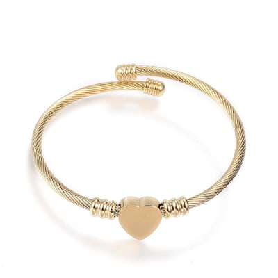 BRAZALETE ACERO INOX. QUIRURGICO DORADO CON CORAZON 57MM