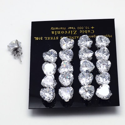 AROS LISTOS PUNTO DE CORAZON DE ZIRCON BLANCO ACERO INOXIDABLE 4X4MM