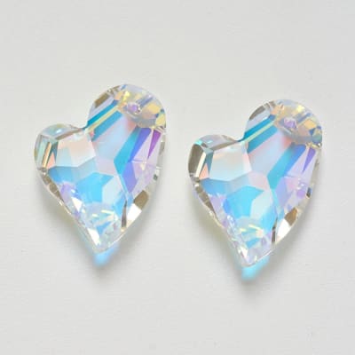 CRISTAL DETALLADO AUSTRIACO COLGANTE FACETADO CORAZON DE LADO CLARO AB 27x19x8MM