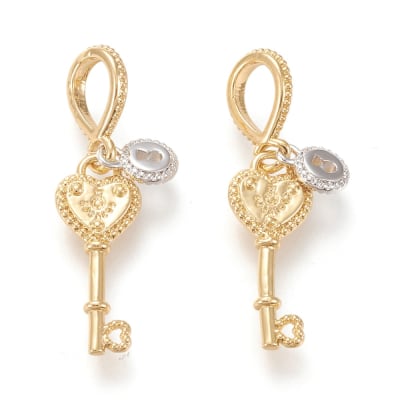 COLGANTE B/O LLAVE DE CORAZON Y CERRADURA PLATEADO 28MM1