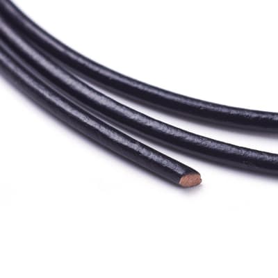 CUERO GENUINO NEGRO 2MM1