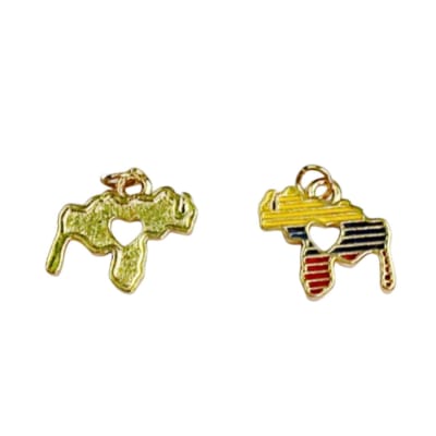 COLGANTE B/ORO MAPA DE VENEZUELA CORAZON EN EL CENTRO 16MM1