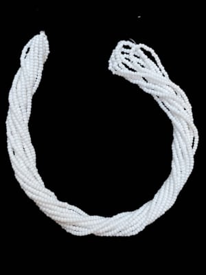 MOSTACILLAS CHECA PRECIOSA (6 TIRAS) 11/0 CHALK WHITE1