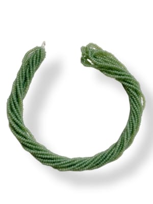 MOSTACILLAS CHECA PRECIOSA (6 TIRAS) 11/0 JADE OPAL2