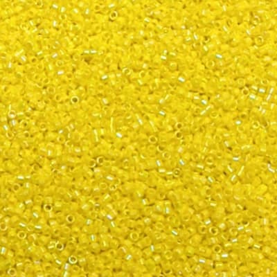 MOSTACILLA MIYUKI DELICA GR YELLOW OPAQUE AB #0160