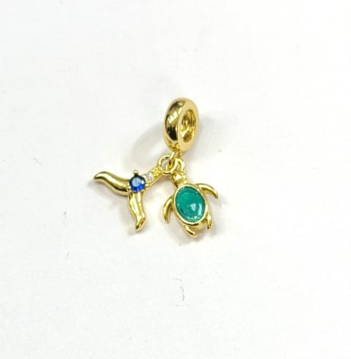 CHARMS B/O TORTUGA ESMALTADO TURQUESA Y COLA DE SIRENA CON CIRONES 19.1X12.2MM1