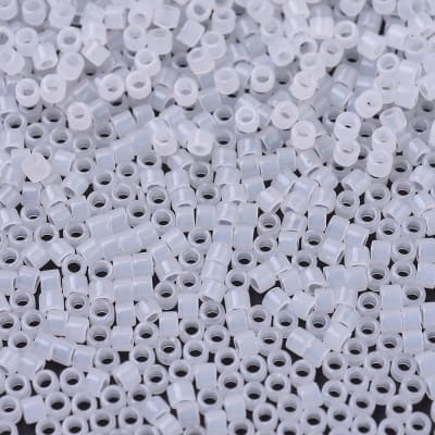 MOSTACILLA MIYUKI DELICA GR OPALO BLANCO  #0220