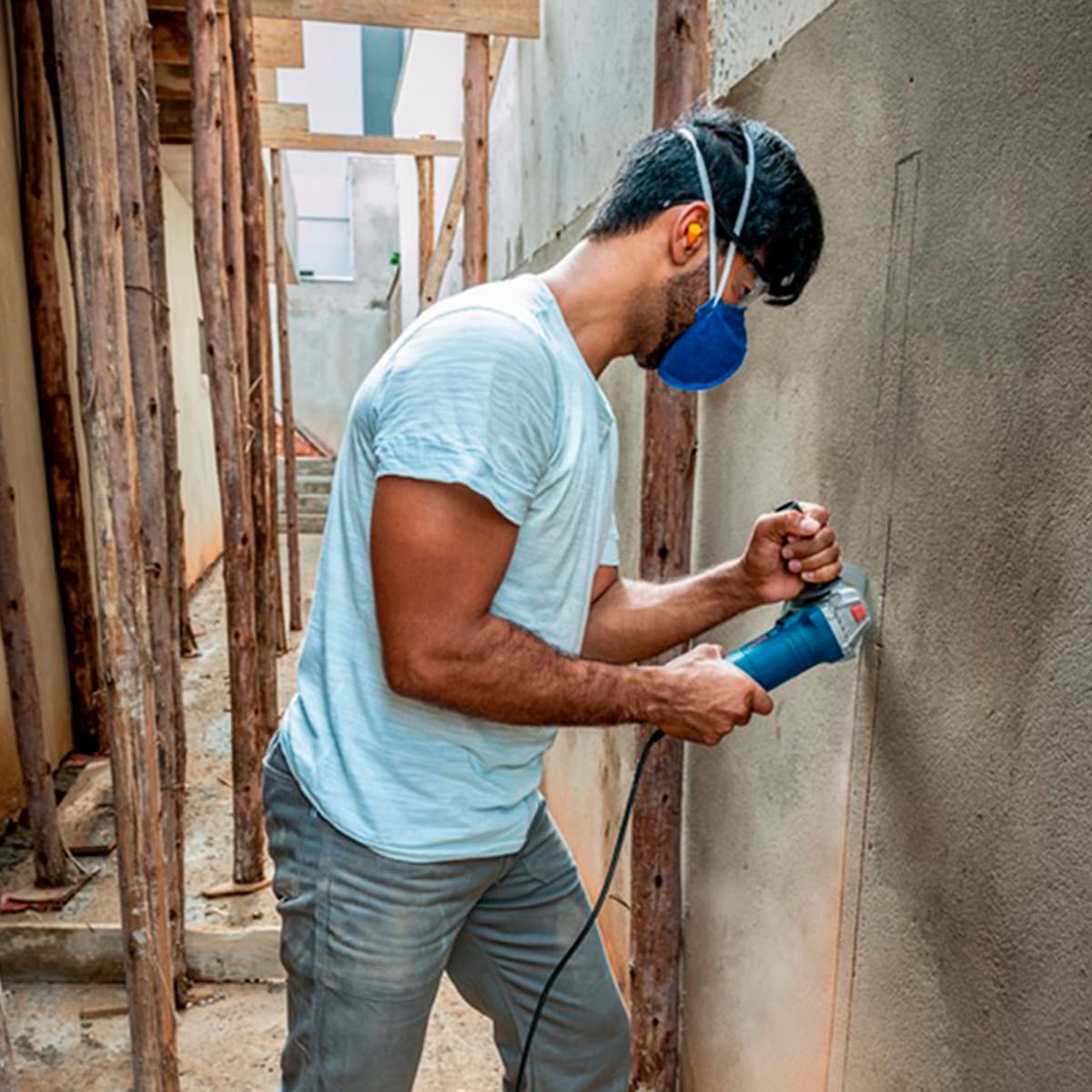 Esmeril Angular Bosch 4-1/2