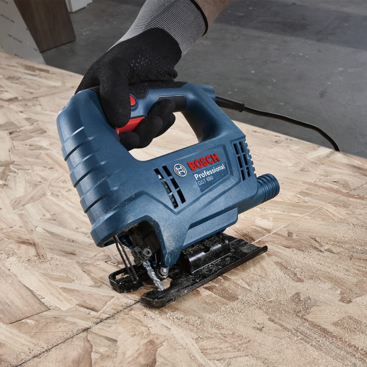 Sierra Caladora Bosch 500W GST 680 Profesional - 0601.5B4.0E07