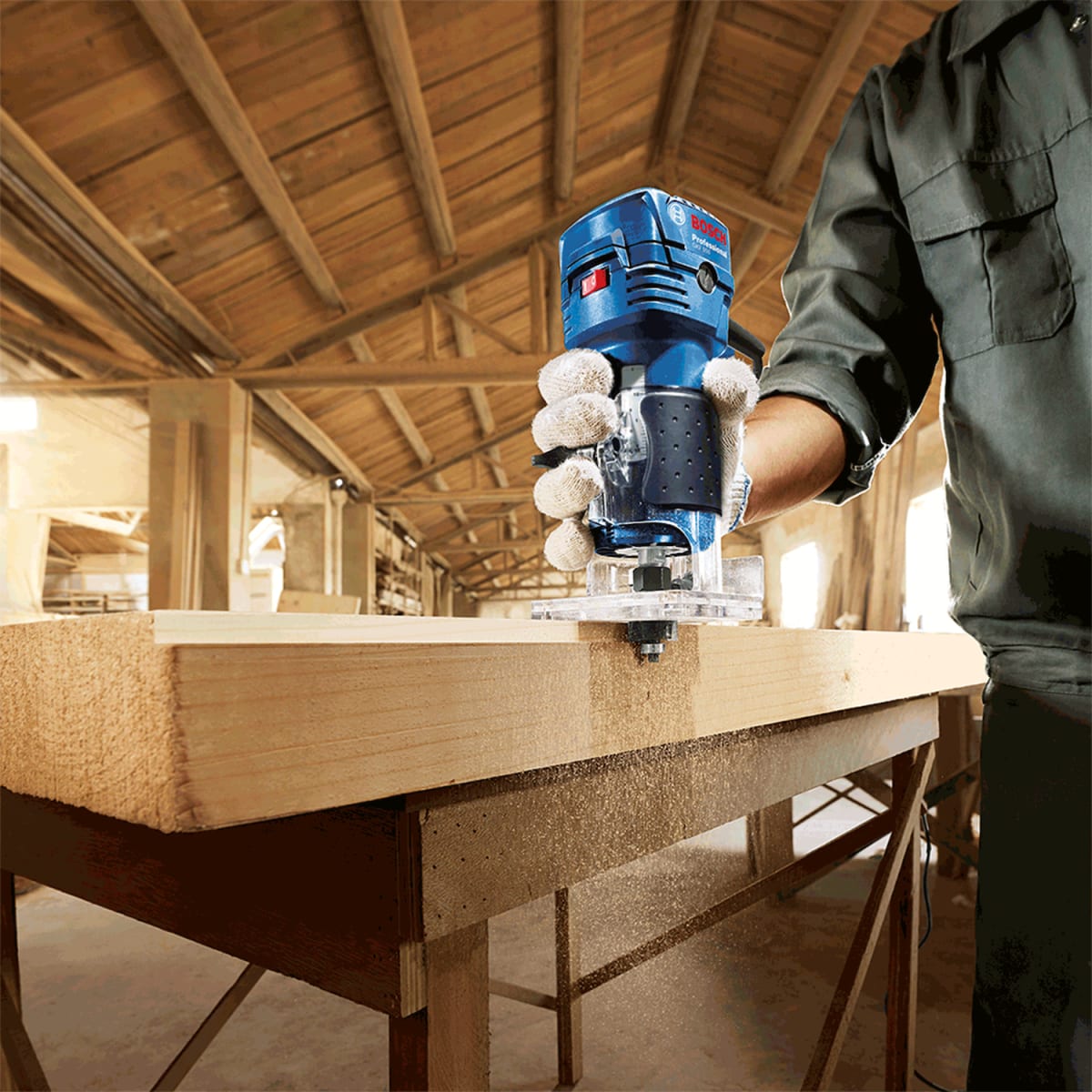 Fresadora de Palma Bosch 1/4