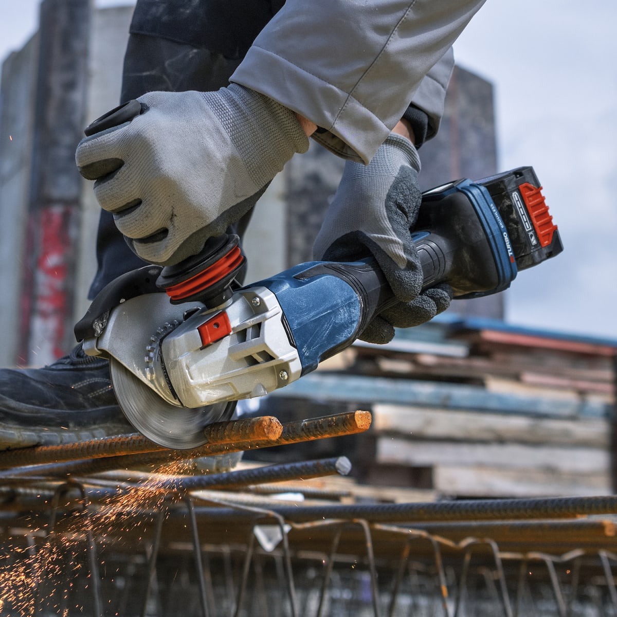 Esmeril Bosch GWS 18V-15 P BITURBO 5