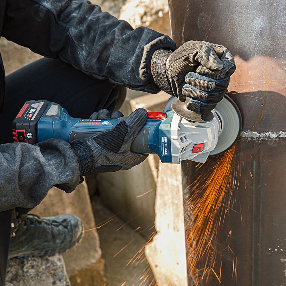 Esmeril Angular Bosch 5'' GWS 180 + Taladro Perc 1/2''  + 2 Bat y Carg -  0615.A00.2604