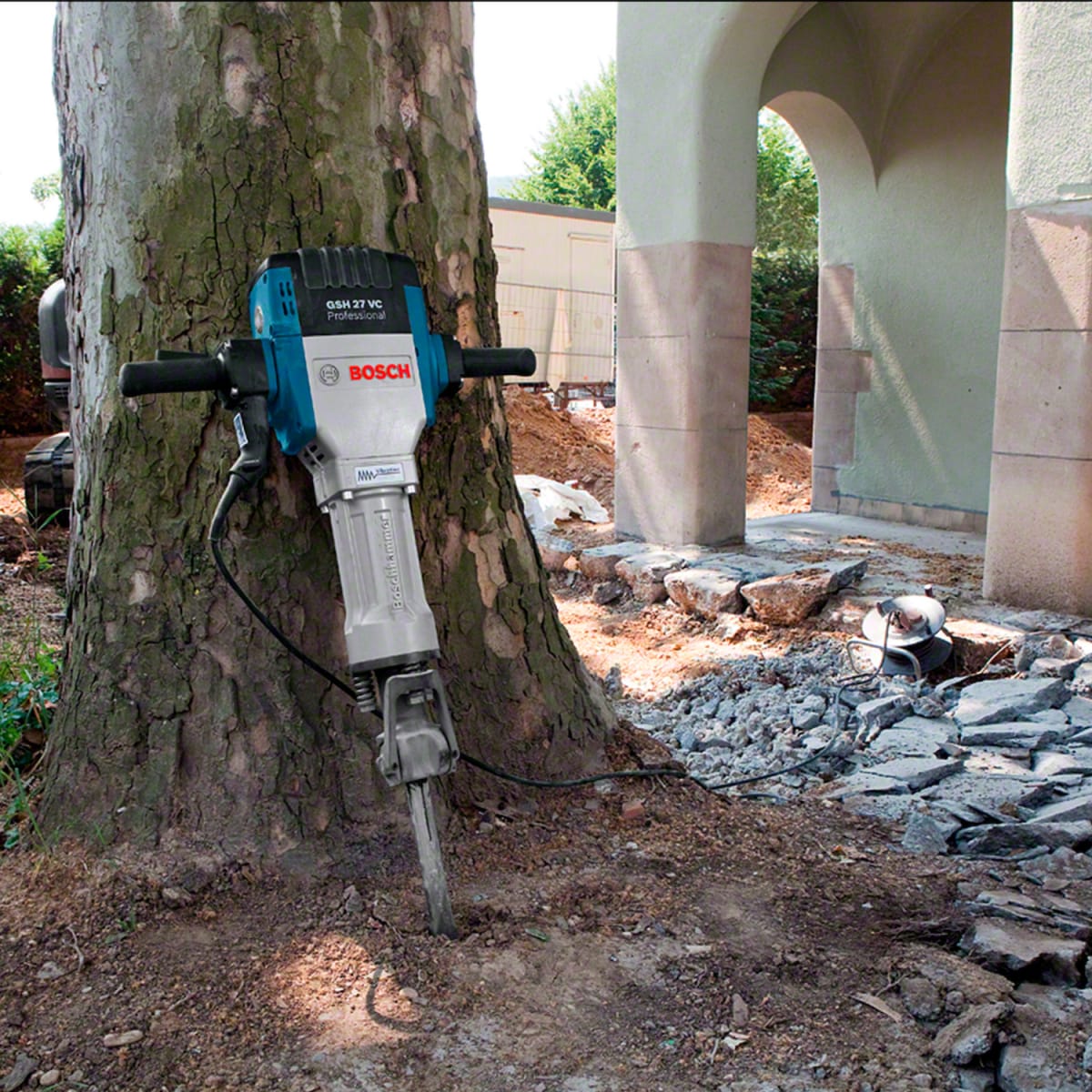 Martillo Demoledor Bosch 2000W 62J + Transporte Bosch - 0615.A00.05L5