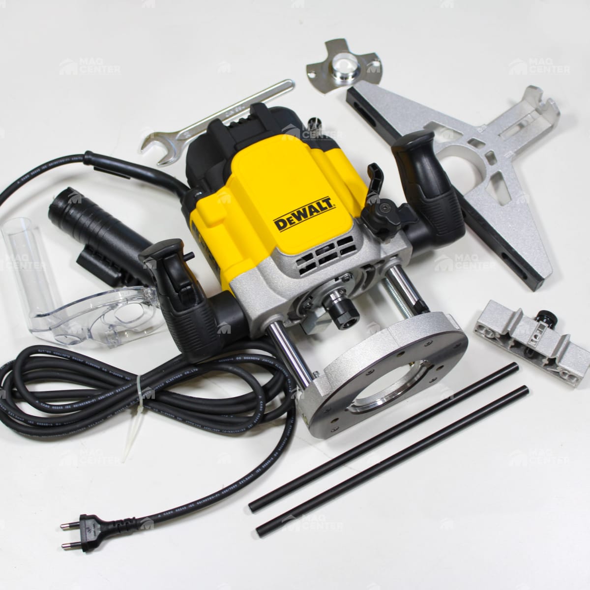 Ruteadora Rebajadora 1/4'' 2200W Dewalt DWE625-B23