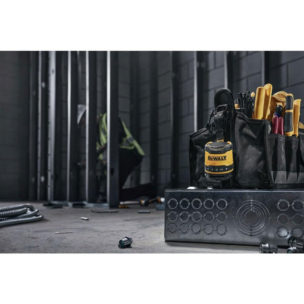 Parlante Bluetooth DeWalt 12V/20V MAX USB-C Compacto - DCR0086