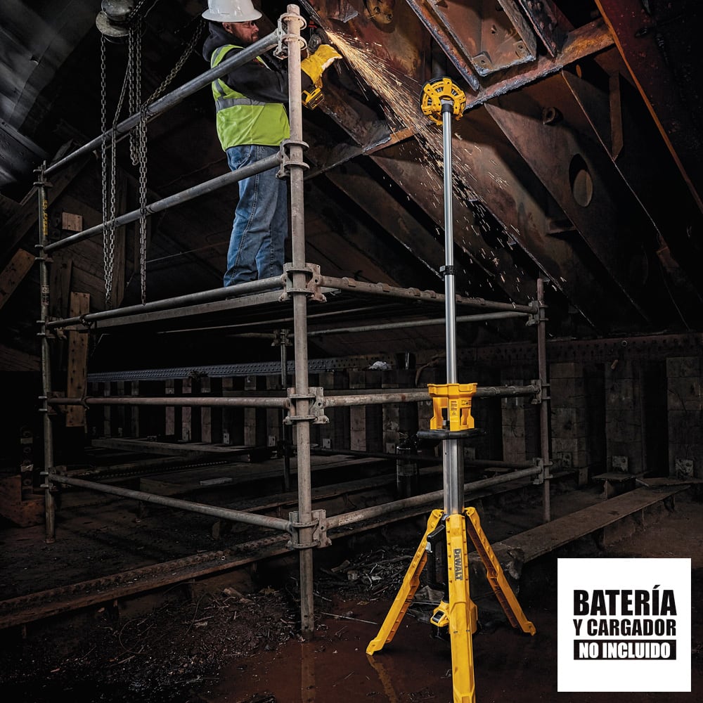 Torre de luz LED Dewalt 20V 3000 lm con trípode (Sin Batería) - DCL079B4