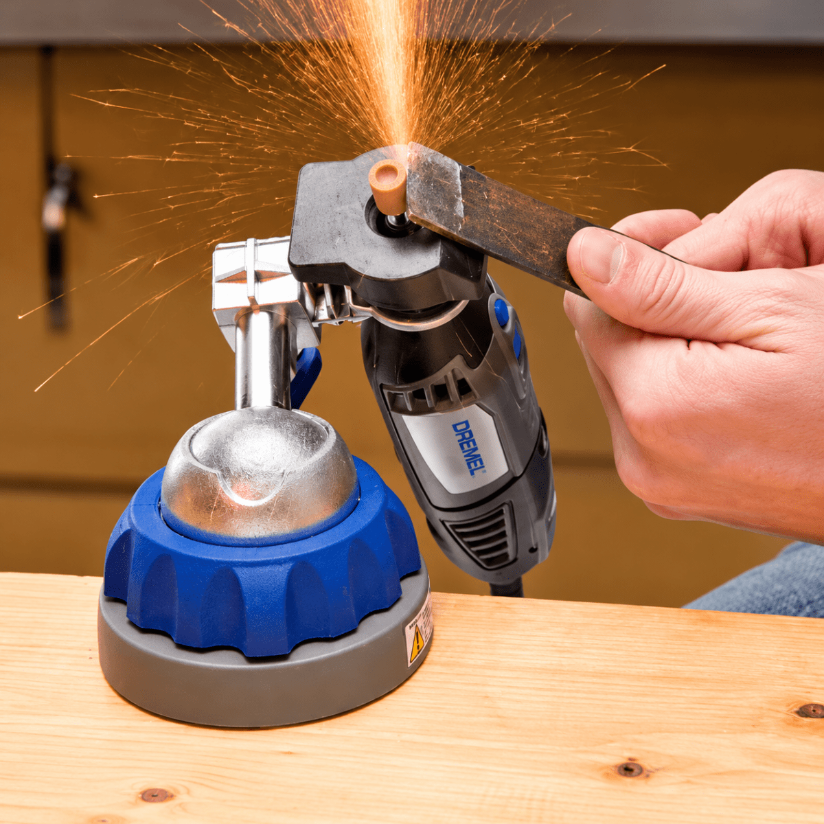 Herramienta Rotativa Dremel 4000-3/52 220V 52 Accesorios - F013.400.0GW5