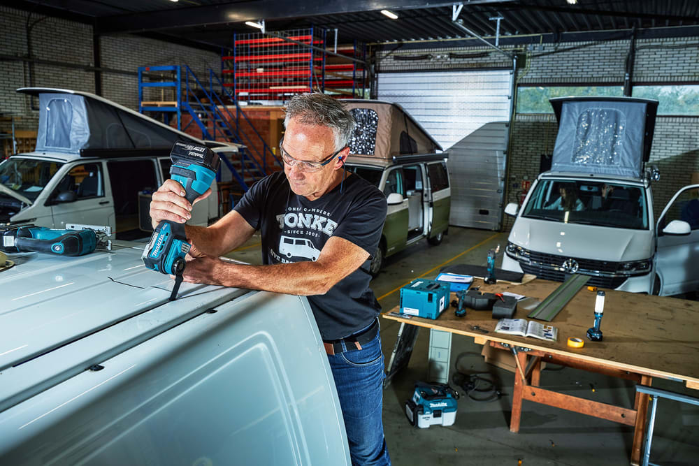 Multitool Inalámbrico 18V LXT 20000 Rpm BL-AVT-XPT Makita DTM52Z6