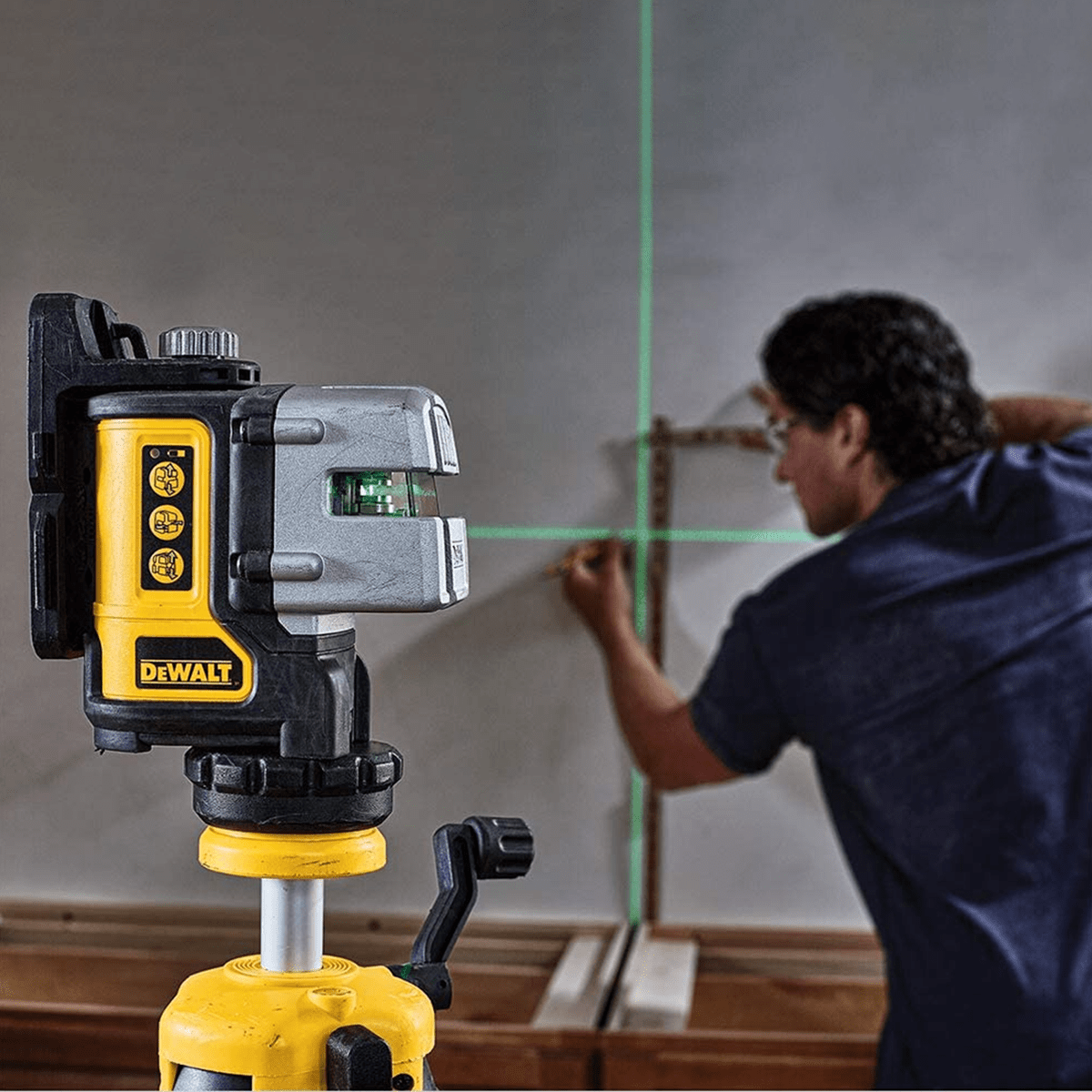 Nivel Láser DeWalt 3 Líneas Luz Verde 20m - DW089CG4