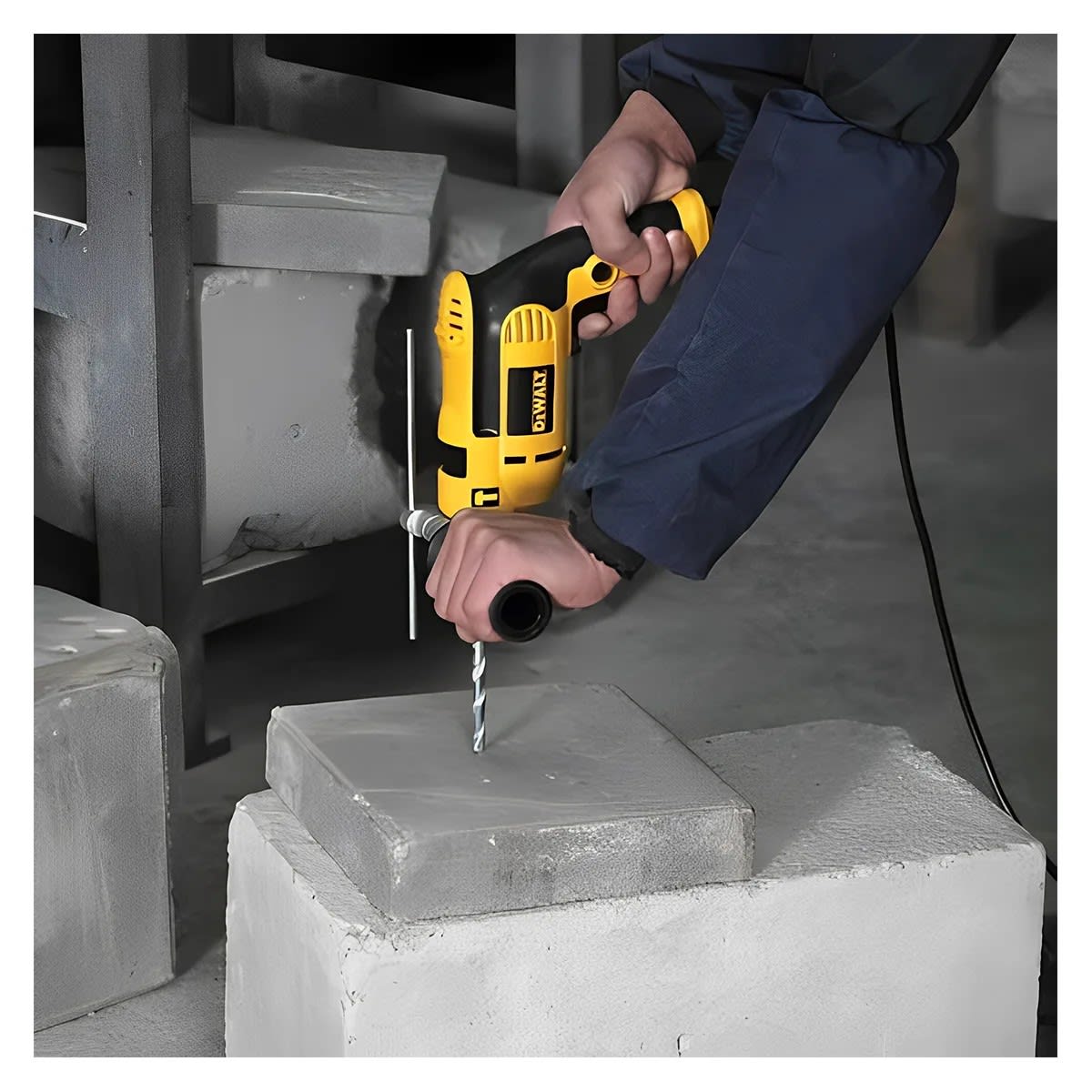 Taladro Percutor DeWalt 650W 1/2