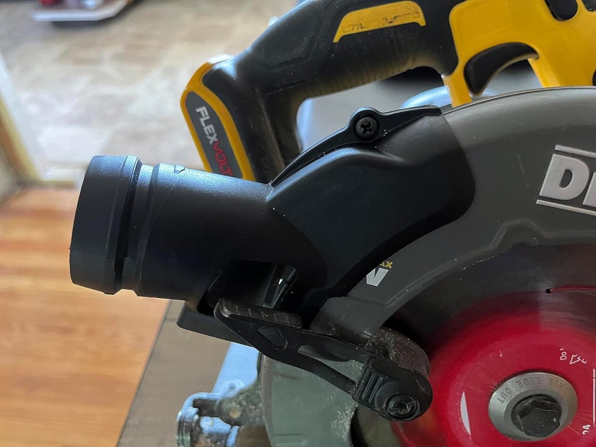 Adaptador de Extracción de Polvo DeWalt para Sierra Circular DWE5754