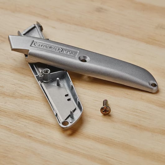Cuchilla Retráctil de Metal Stanley Classic 99 - Modelo 10-099 5