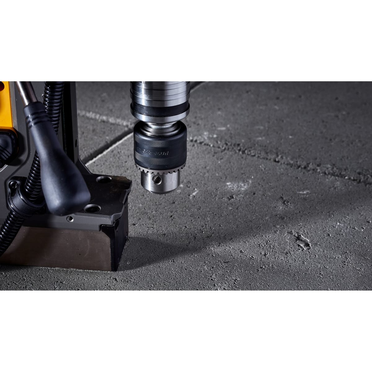 Taladro base magnética DeWalt 20V FlexVolt (Sin Batería) - DCD1623B-B35