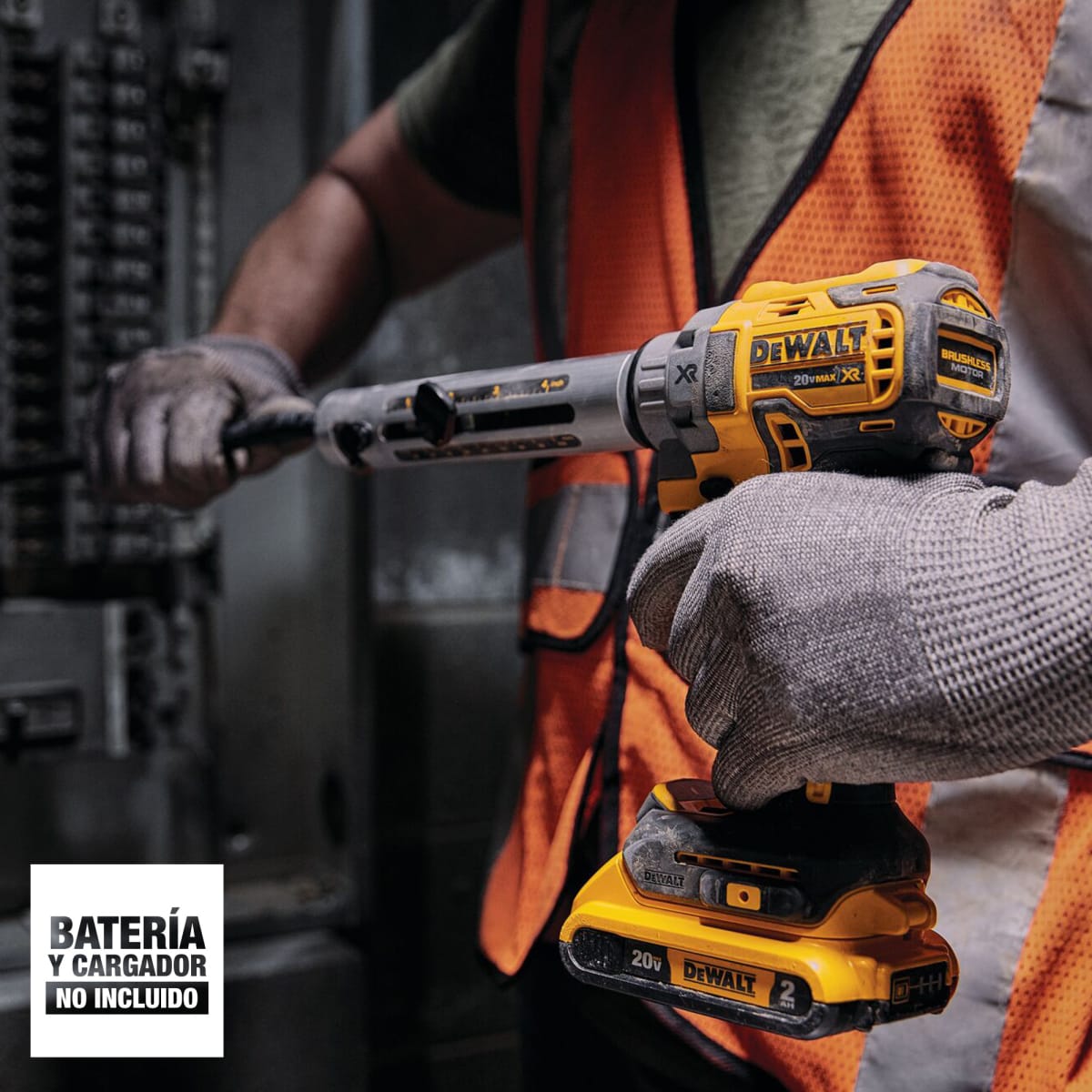 Pelacable automático DeWalt 20V MAX XR (Sin Batería) - DCE151B5