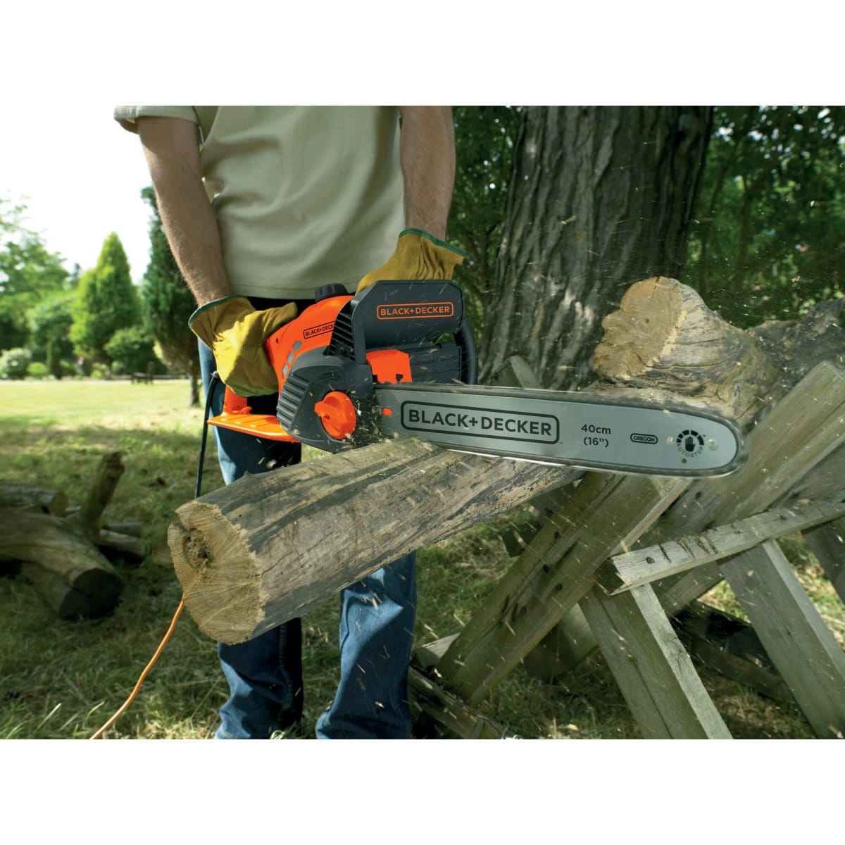 Electrosierra 16'' 1850W de Corte Black + Decker GK1740-B23