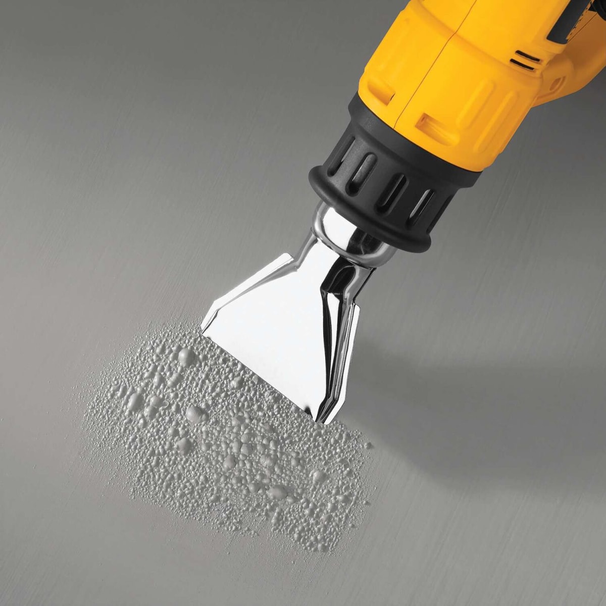 Pistola de Calor DeWalt 2000W con Pantalla LCD 50°C-600°C - D26414-B24