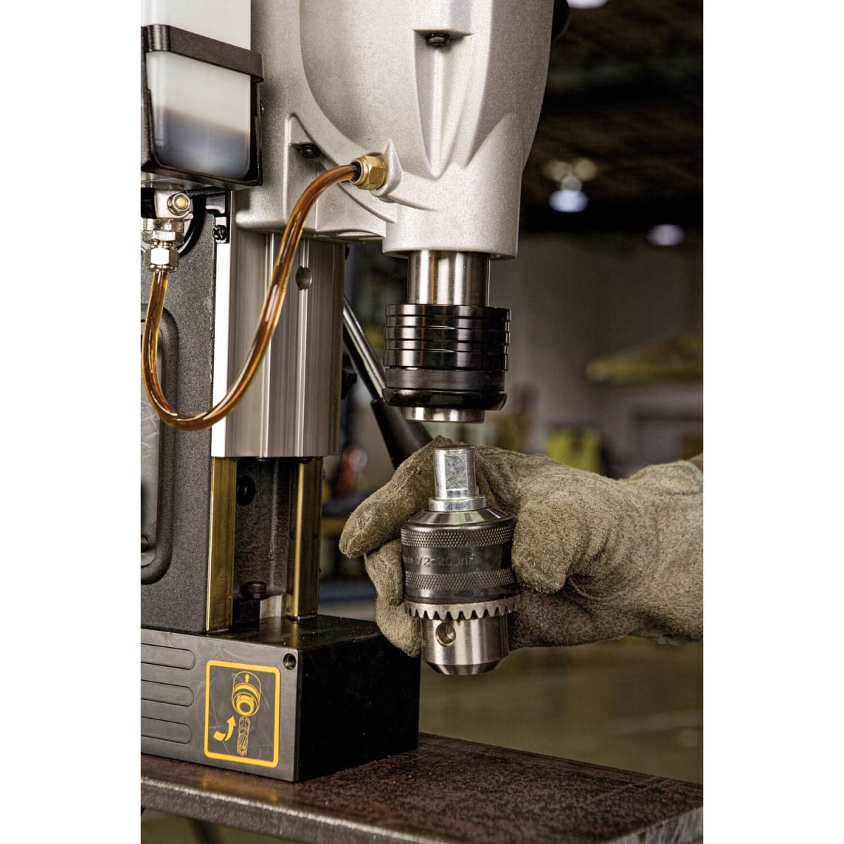 Taladro de Base Magnética DeWalt 1200W 2 Velocidades - DWE1622K5