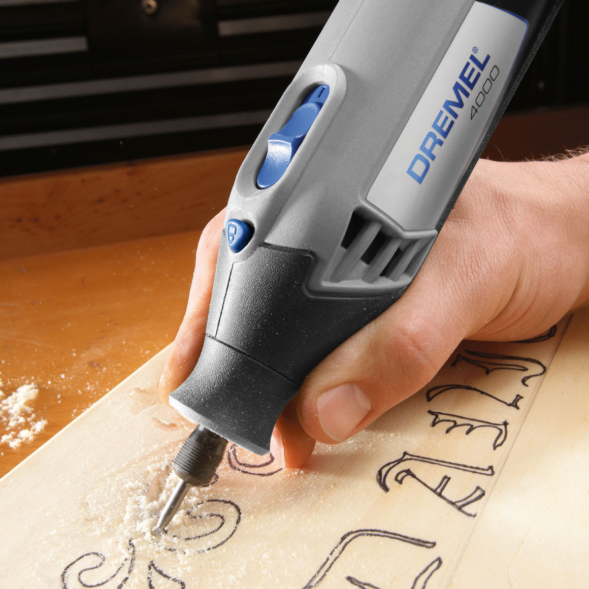 Minitorno Dremel 4000 + Kit 36 Accesorios + 3 Aditamentos F013.400.0NC7