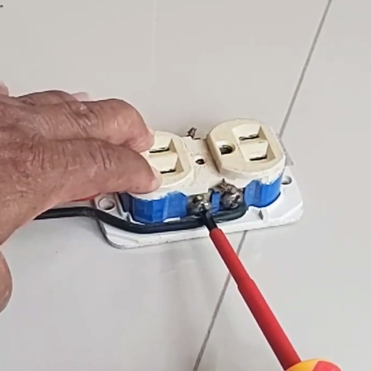 Set Destornilladores Aislados 1000V X 9Pzas Total THTIS5964