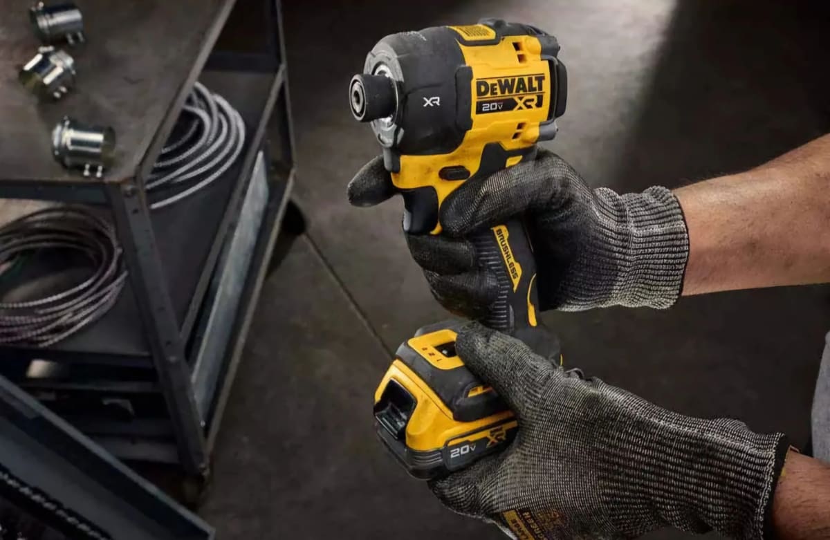 Atornillador de Impacto Hidráulico DeWalt DCF870B 20V MAX XR5