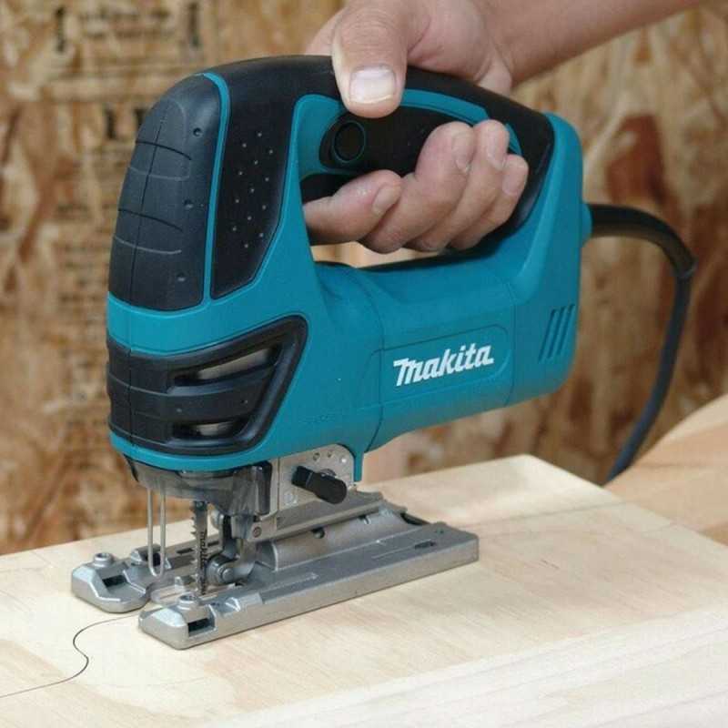 Sierra Caladora 720W 135mm Makita 4350FCT10