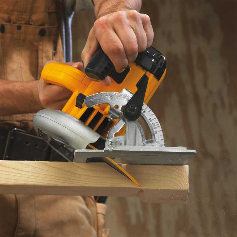 Sierra Circular DeWalt 7-1/4