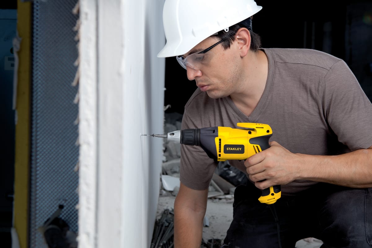 Atornillador Para Drywall 520W STANLEY STDR52063