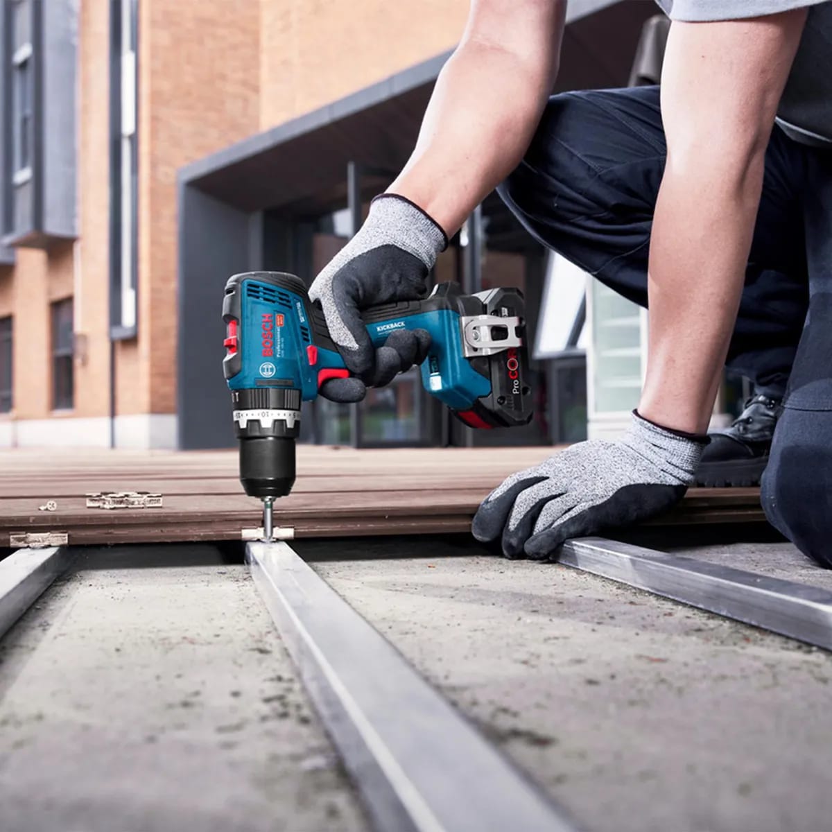 Combo Bosch GSB 18V-65 + GWS 18V-8 Brushless 18V + Maleta - 0615.A50.0AY6