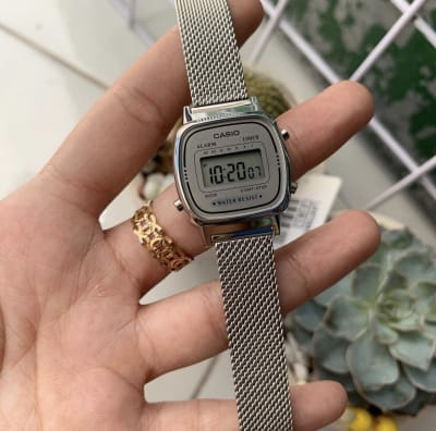 RELOJ CASIO D LA-670WEM-7D1