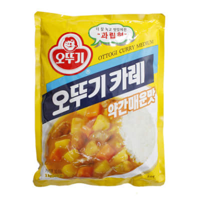 Caja Curry Medio Picante Ottogi 1kg x 10