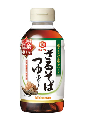 Caja Salsa Soya Zarusoba Tsuyo (Hojuelas de Bonito) Kikkoman 500ml x 12