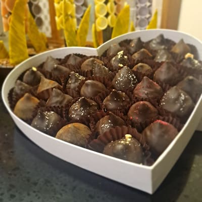 Estuche Corazón de Trufas – Edición Día de la Madre1