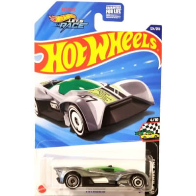 HW RACE DAY - Futurismo 4/10