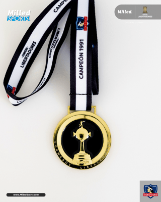 Set Medalla + Llavero Copa Libertadores Colo Colo