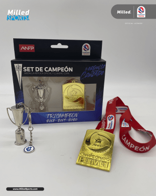 Set Medalla + Llavero 3D Copa Plan Vital U.Catolica
