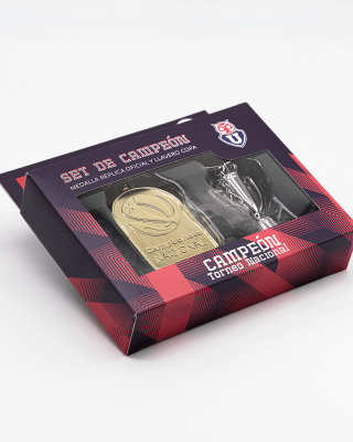 Set de Campeón Campeonato Nacional U de Chile1