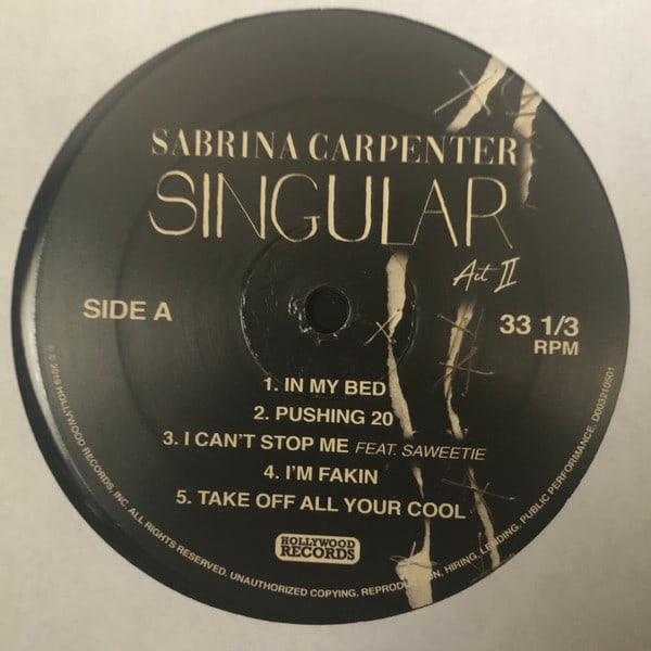Sabrina Carpenter Singular Act II Vinilo3