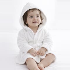 Después del baño: un momento clave para la piel de tu bebé