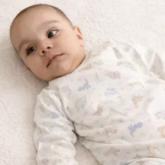 Cómo vestir a tu bebé en otoño (sin que pase frío ni calor)